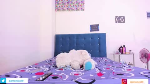 Snapshot of damonxxx1 chatting on 02/07/25, 06:13 Damon online show from 02/07/25, 06:13