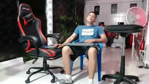 damyan_2003 online show from 01/08/25, 01:11