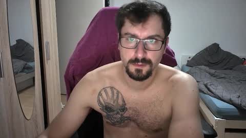 King Dan online show from 09/20/25, 07:04