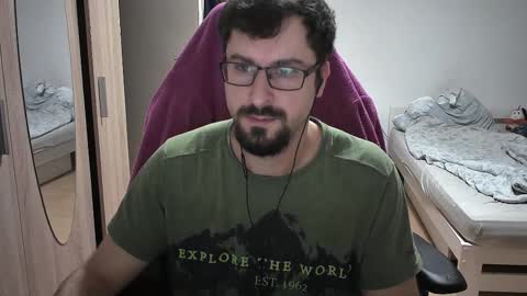 King Dan online show from 10/04/25, 08:18