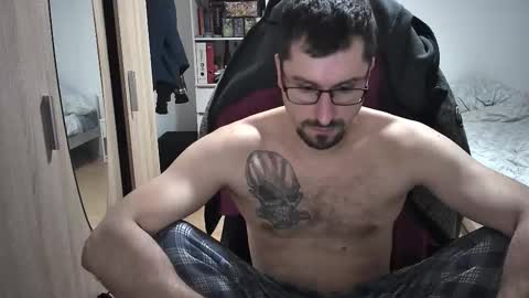 Snapshot of dan_the_man405 chatting on 02/01/26, 07:56 King Dan online show from 02/01/26, 07:56