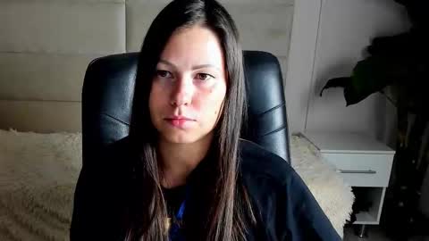 Dana Dom online show from 10/20/25, 12:33