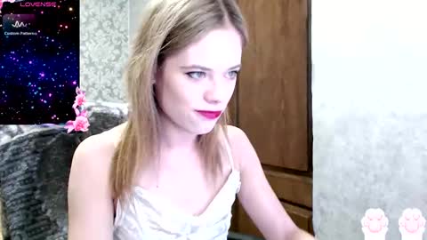 Dana SmileX online show from 09/25/25, 05:49