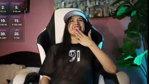 danaa_rouse online show from 12/14/25, 08:13