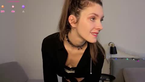 danaaddams online show from 12/20/25, 09:33