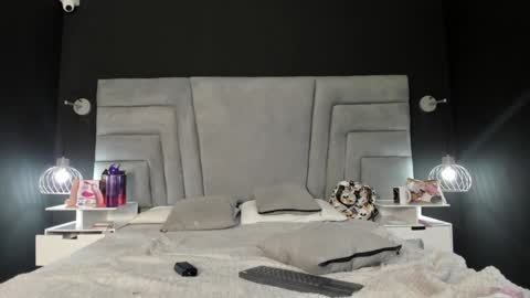    online show from 12/07/24, 02:20