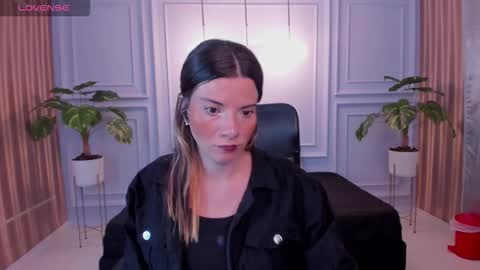 Snapshot of danaarey chatting on 01/09/26, 11:24 Danaa Rey online show from 01/09/26, 11:24