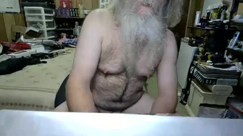 Snapshot of danagm chatting on 12/01/24, 06:19 Dana online show from 12/01/24, 06:19