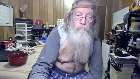 Snapshot of danagm chatting on 12/27/24, 05:16 Dana online show from 12/27/24, 05:16