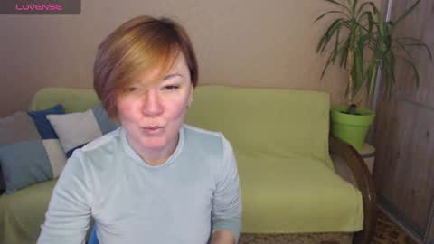Snapshot of danbie_leen chatting on 01/15/25, 12:04 danbie_leen online show from 01/15/25, 12:04