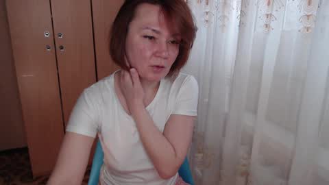 Snapshot of danbie_leen chatting on 04/15/26, 10:22 danbie_leen online show from 04/15/26, 10:22
