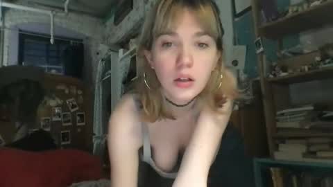 Snapshot of danceissexisbeauty2 chatting on 03/06/26, 11:01 Your submissive patient online show from 03/06/26, 11:01