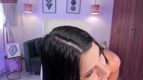 Dandara   online show from 11/20/25, 07:24