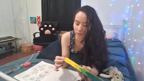 Snapshot of dandykitty chatting on 09/16/25, 09:32 Lea lei-a online show from 09/16/25, 09:32