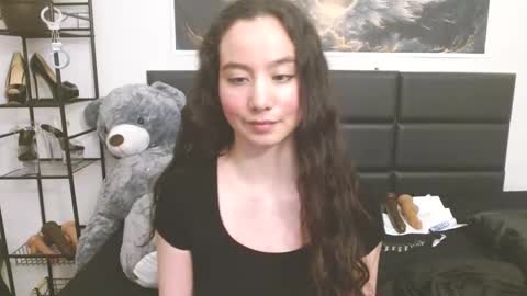 Snapshot of dandykitty chatting on 11/23/25, 02:55 Lea lei-a online show from 11/23/25, 02:55