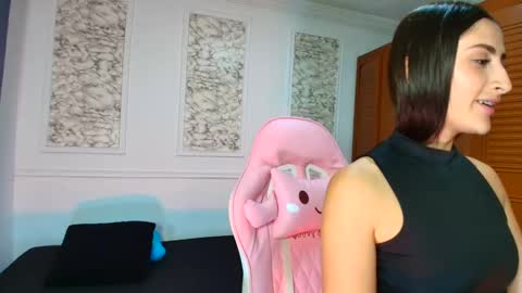 Danella Houston online show from 12/14/25, 11:09