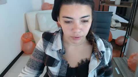 Snapshot of dangel_noir6 chatting on 11/10/25, 11:09 Veronica online show from 11/10/25, 11:09