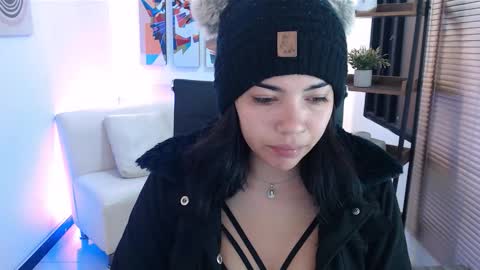 Snapshot of dangel_noir6 chatting on 12/02/25, 11:15 Veronica online show from 12/02/25, 11:15