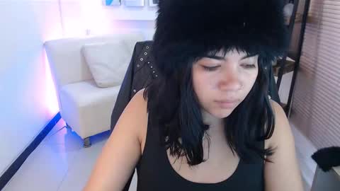 Snapshot of dangel_noir6 chatting on 01/15/26, 11:37 Veronica online show from 01/15/26, 11:37