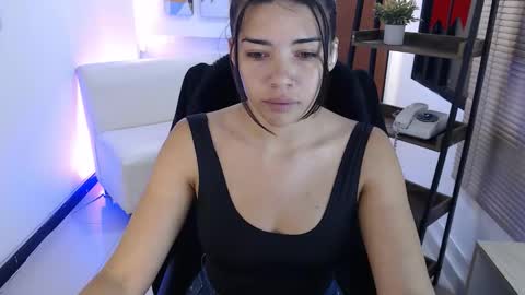 Snapshot of dangel_noir6 chatting on 02/16/26, 11:50 Veronica online show from 02/16/26, 11:50