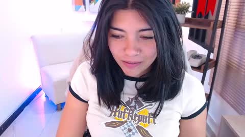 Snapshot of dangel_noir6 chatting on 02/20/26, 11:54 Veronica online show from 02/20/26, 11:54