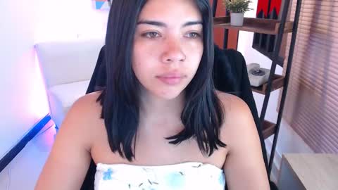 Snapshot of dangel_noir6 chatting on 02/23/26, 12:02 Veronica online show from 02/23/26, 12:02