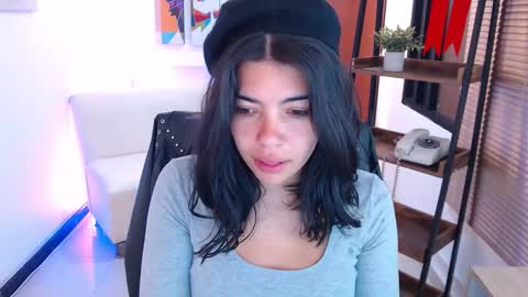 Snapshot of dangel_noir6 chatting on 03/04/26, 11:49 Veronica online show from 03/04/26, 11:49