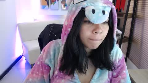 Snapshot of dangel_noir6 chatting on 03/14/26, 11:04 Veronica online show from 03/14/26, 11:04