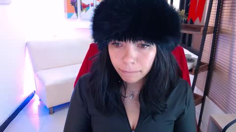 Snapshot of dangel_noir6 chatting on 03/18/26, 11:57 Veronica online show from 03/18/26, 11:57