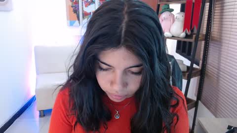 Veronica online show from 05/20/26, 11:49