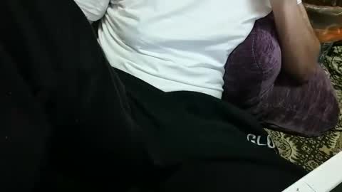 Snapshot of dani5o5 chatting on 12/05/24, 08:00 Danial online show from 12/05/24, 08:00