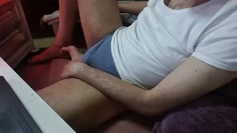 Snapshot of dani5o5 chatting on 01/02/25, 08:02 Danial online show from 01/02/25, 08:02