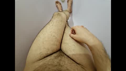 Snapshot of dani5o5 chatting on 10/12/25, 08:24 Danial online show from 10/12/25, 08:24