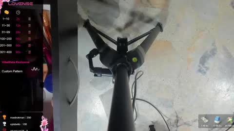 Snapshot of dani_ary chatting on 02/19/25, 06:10 DANI online show from 02/19/25, 06:10