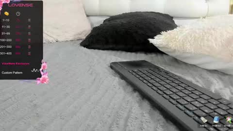 Snapshot of dani_ary chatting on 03/12/25, 05:38 DANI online show from 03/12/25, 05:38