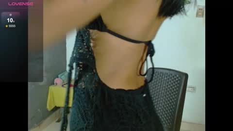 Snapshot of dani_ary chatting on 03/12/26, 06:25 DANI online show from 03/12/26, 06:25