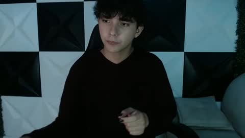 dani_cumboy online show from 12/14/24, 02:56