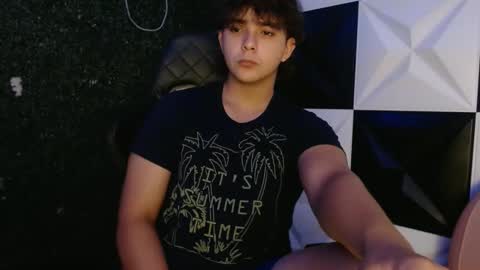 dani_cumboy online show from 02/19/25, 06:00