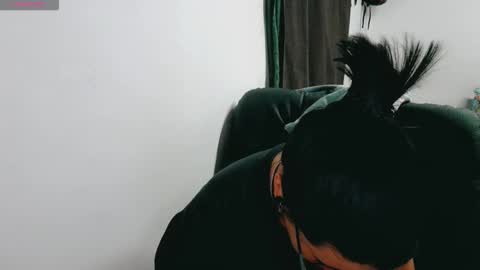 dani y jocelyn online show from 10/18/25, 08:42