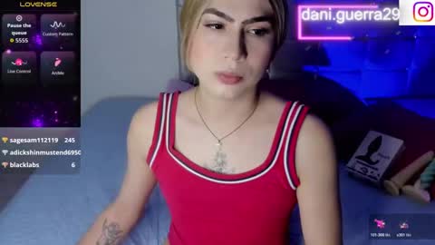 Snapshot of dani_lovet1 chatting on 11/17/25, 01:11 dani online show from 11/17/25, 01:11