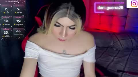 Snapshot of dani_lovet1 chatting on 03/31/26, 02:13 dani online show from 03/31/26, 02:13