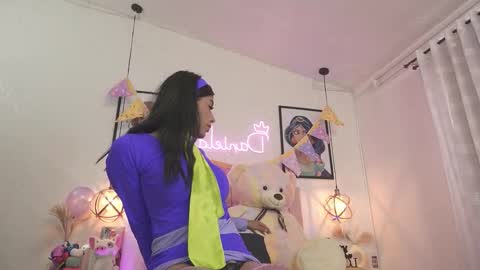   online show from 11/01/25, 07:05