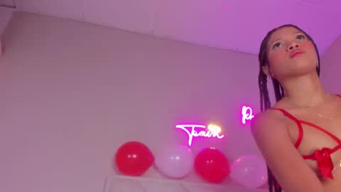 Hi I am Dani online show from 09/20/25, 11:44