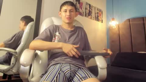 Snapshot of dani_swagger chatting on 02/10/26, 07:29 Thiago online show from 02/10/26, 07:29