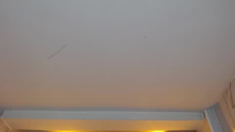 dania_b_ online show from 10/19/25, 03:07