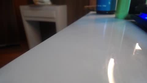 dania_b_ online show from 10/25/25, 04:02