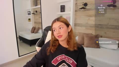 D A N I A online show from 12/05/25, 01:58