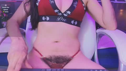 Snapshot of daniaramirez chatting on 12/23/25, 01:36 DANIA online show from 12/23/25, 01:36