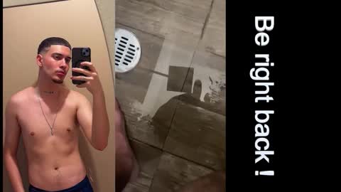 Snapshot of daniborbon1 chatting on 10/29/25, 07:15 daniborbon1 online show from 10/29/25, 07:15