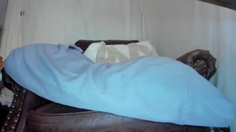 danidollxxx online show from 12/27/24, 02:47